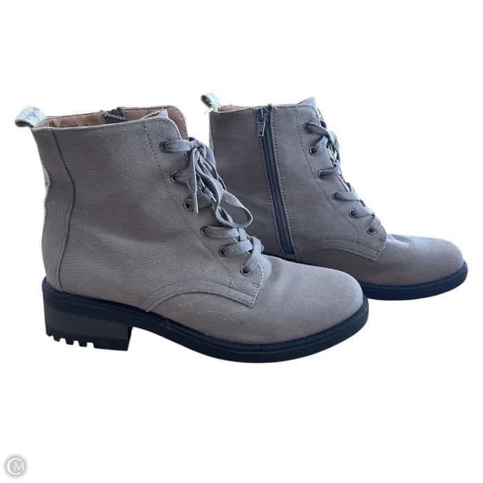 Boots Combat By Life Stride In Grey, Size: 9