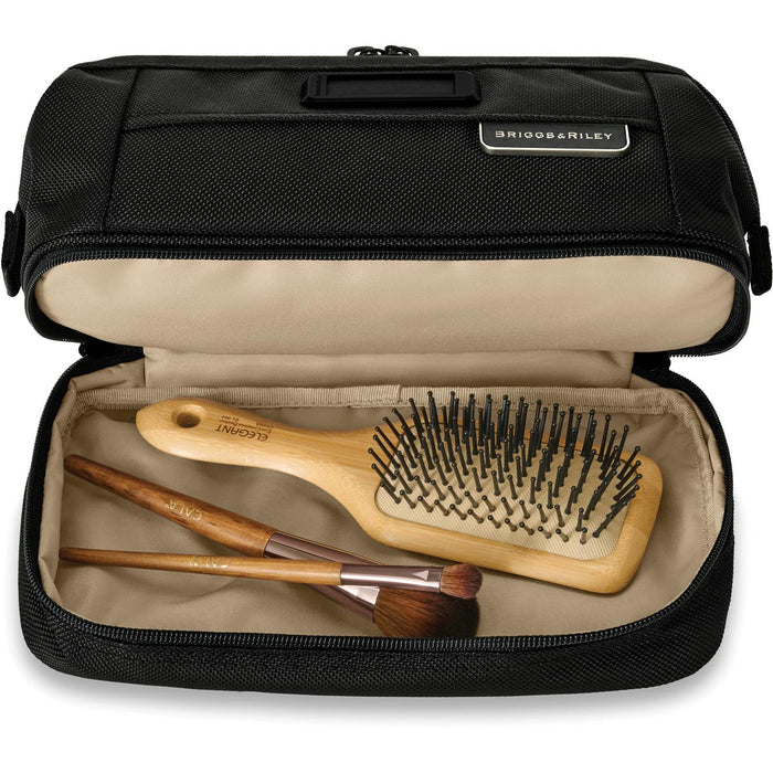 Briggs & Riley Baseline Duo Essentials Kit - bottom inside