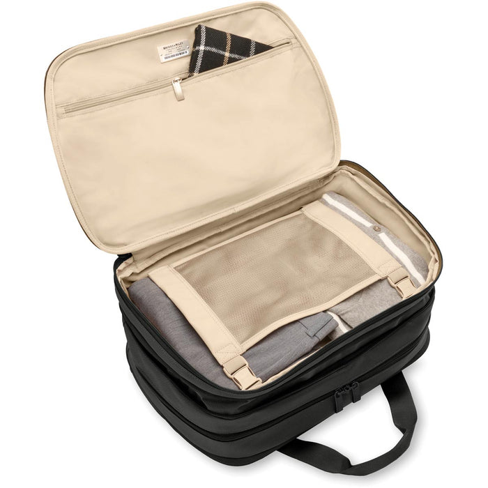 Briggs & Riley Baseline Expandable Cabin Bag - inside