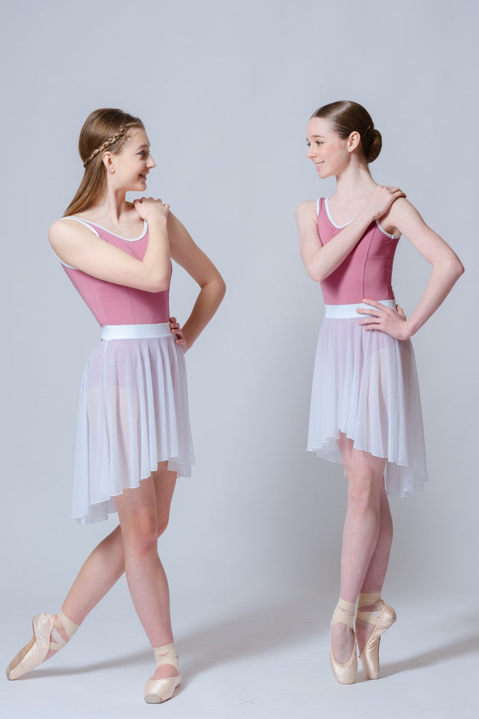 CASIE LuxMesh™ Hi-Lo Pull-On Skirt