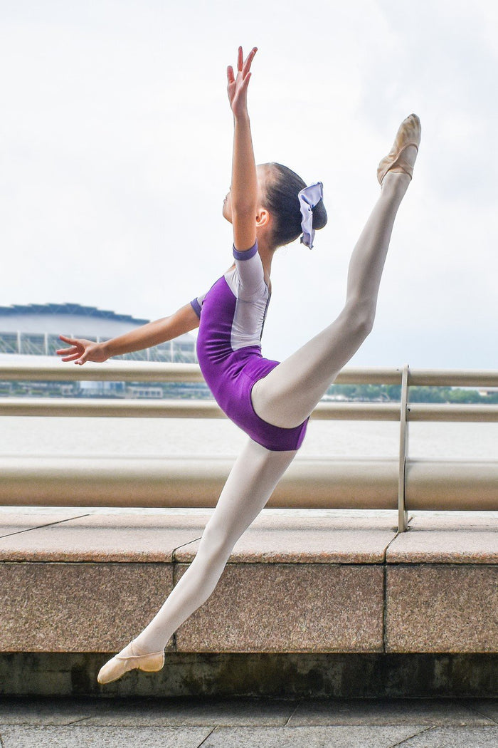 CHLOE in Motley · Amethyst