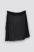 Black / P