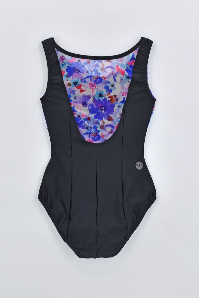 Last Call: BELLA in Aster · Black