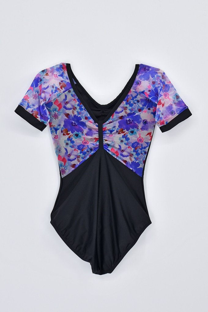 Last Call: CHLOE in Aster · Black