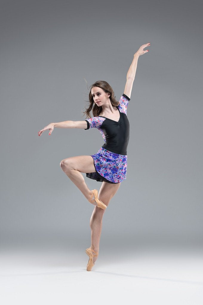 Last Call: CHLOE in Aster · Black