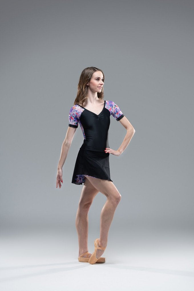 Last Call: CHLOE in Aster · Black