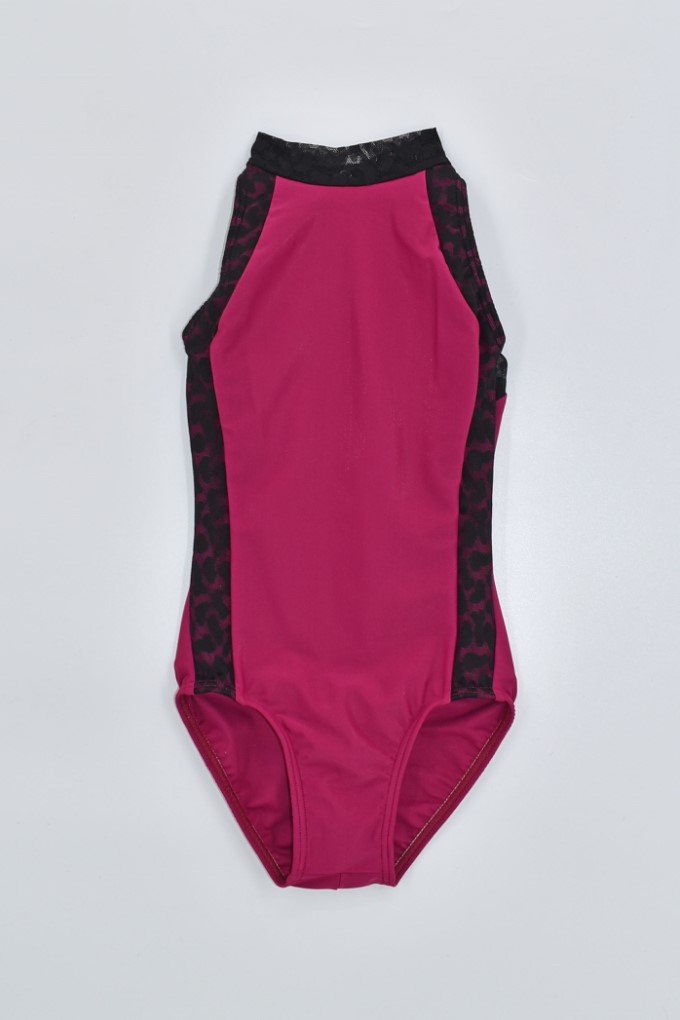 Last Call: NEELA in Modsy Mesh · Raspberry