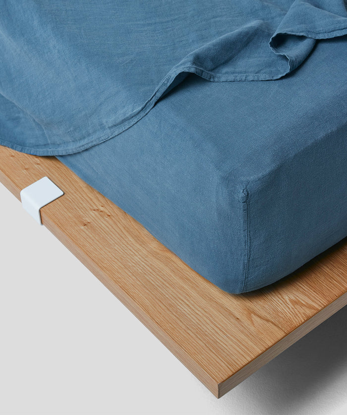 featured,{Color: 'Blue'}