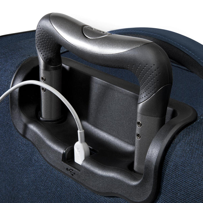 Ricardo Beverly Hills Malibu Bay 3.0 Carry On Spinner - usb port