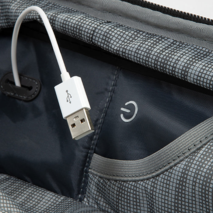 Ricardo Beverly Hills Montecito 2.0 Fast Access Carry On Spinner - Internal USB Cord