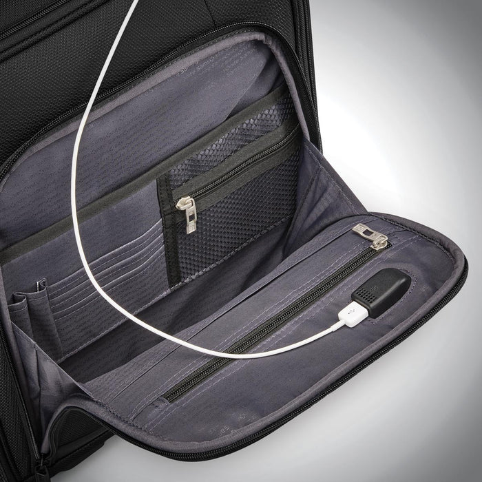 Samsonite Insignis Underseater Wheeled Carry On - usb port