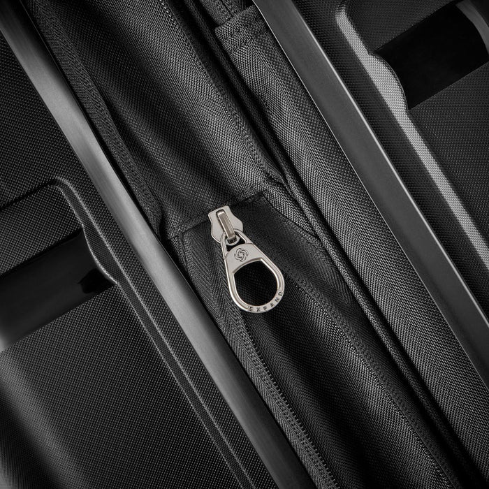 Samsonite Outline Pro Medium Spinner - expansion zipper