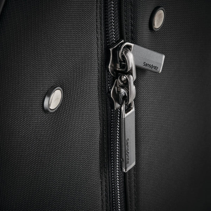Samsonite Silhouette 17 Spinner Garment Bag -