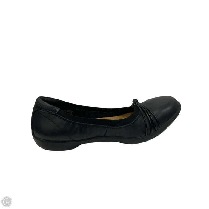 Shoes Flats By Clarks In Black, Size: 7.5