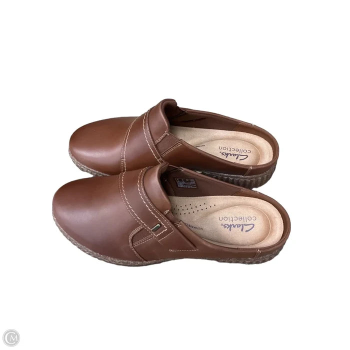 Shoes Flats By Clarks In Brown, Size: 8