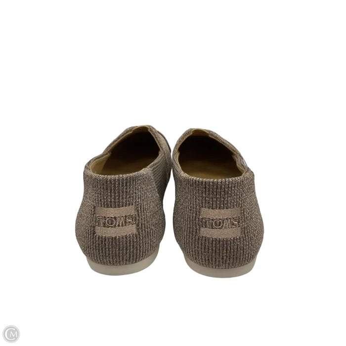 Shoes Flats By Toms In Gold, Size: 10
