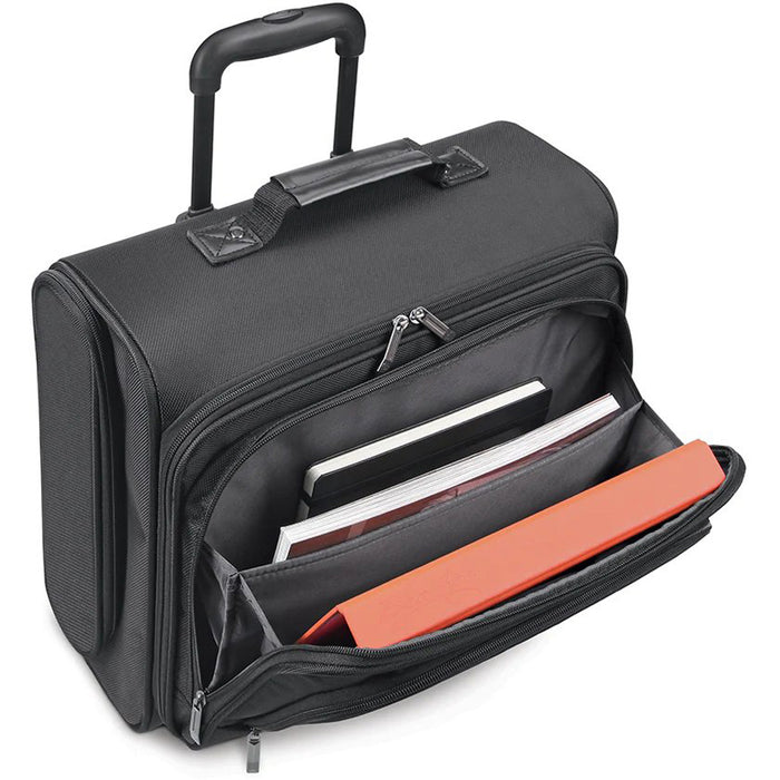 Solo New York Columbus Rolling Overnighter Case - front folder pocket