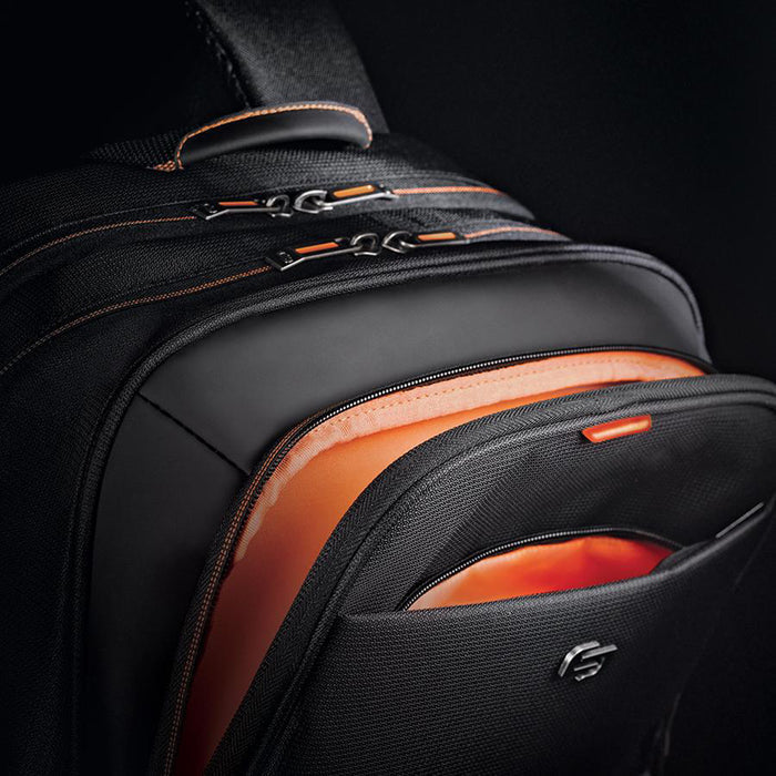 Solo New York Thrive Backpack - Lexington Luggage