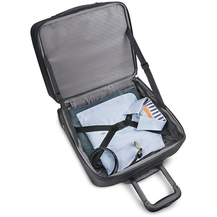 Solo New York West Side Rolling Overnighter Case - inside packed