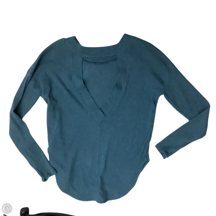 Top Long Sleeve By Athleta In Teal, Size: Xs