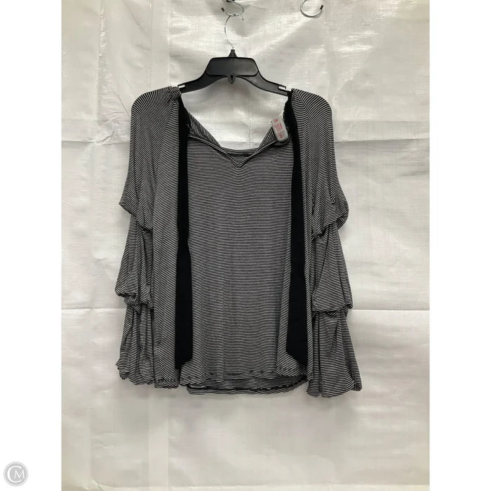 Top Long Sleeve By Maurices In Striped Pattern, Size: Xs