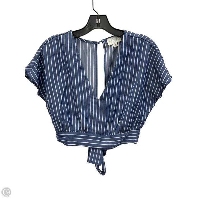 Top Short Sleeve By Jun & Ivy In Striped Pattern, Size: M