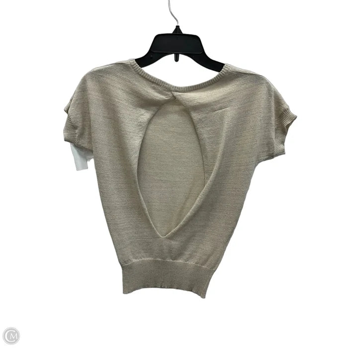 Top Short Sleeve By Kimichi Blue In Gold, Size: Xs