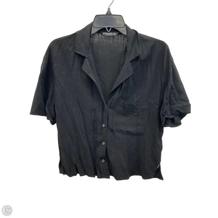 Top Short Sleeve By Stradivarius In Black, Size: L