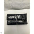 Wallet By Liz Claiborne, Size: Medium